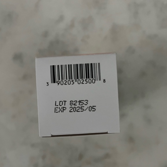 EltaMD UV Clear Broad-Spectrum Facial Sunscreen SPF 46 EXP 5/2025 NEW IN BOX - Picture 3 of 10